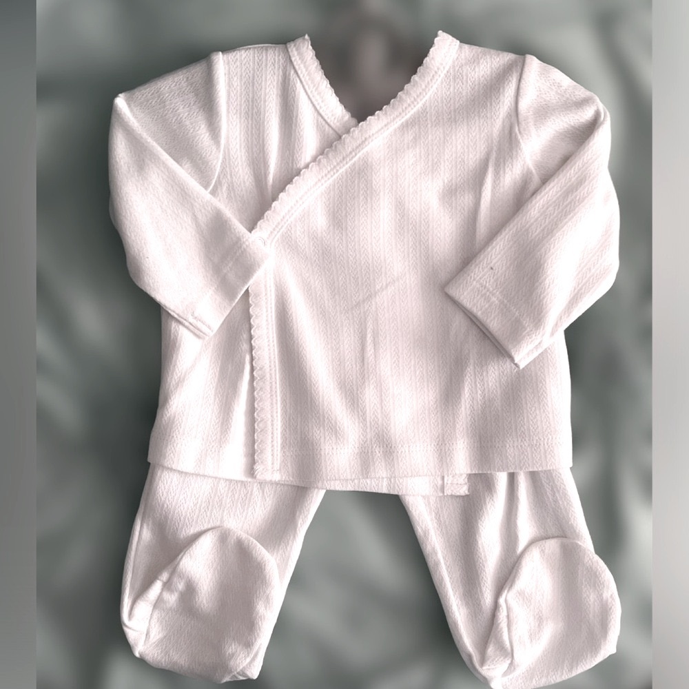 NEW Little Me 2pc Pure White Sleeper Set Wrap/Snap Top Footed Pants 6M Quality! - Picture 3 of 7